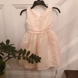 Gorgeous cream dress
